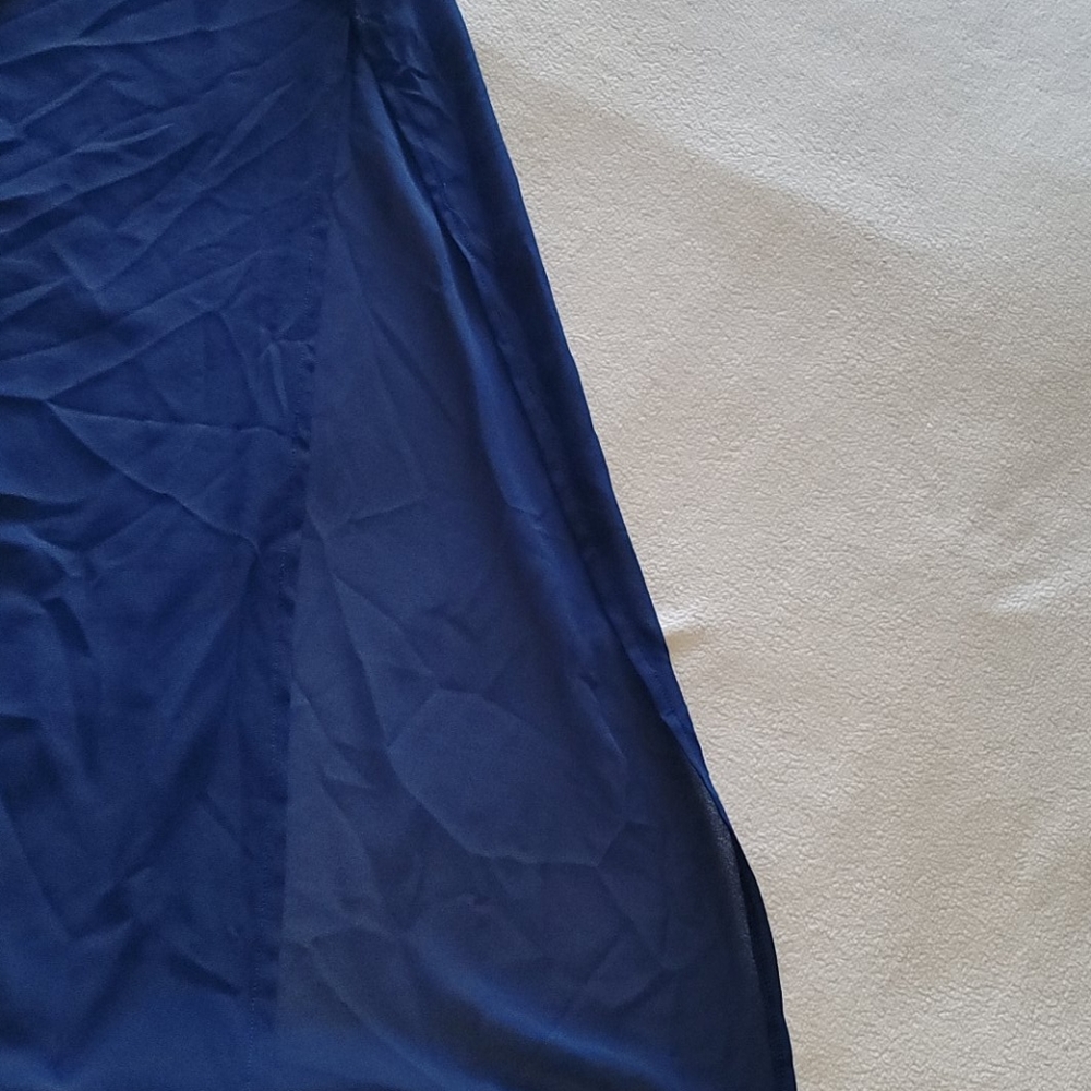 Dress - Picture 6 of 6
